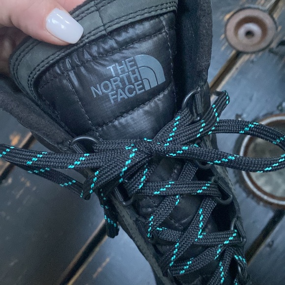 THE NORTH FACE Women's ThermoBall Waterproof Utility Boots Size 7 - Picture 8 of 13